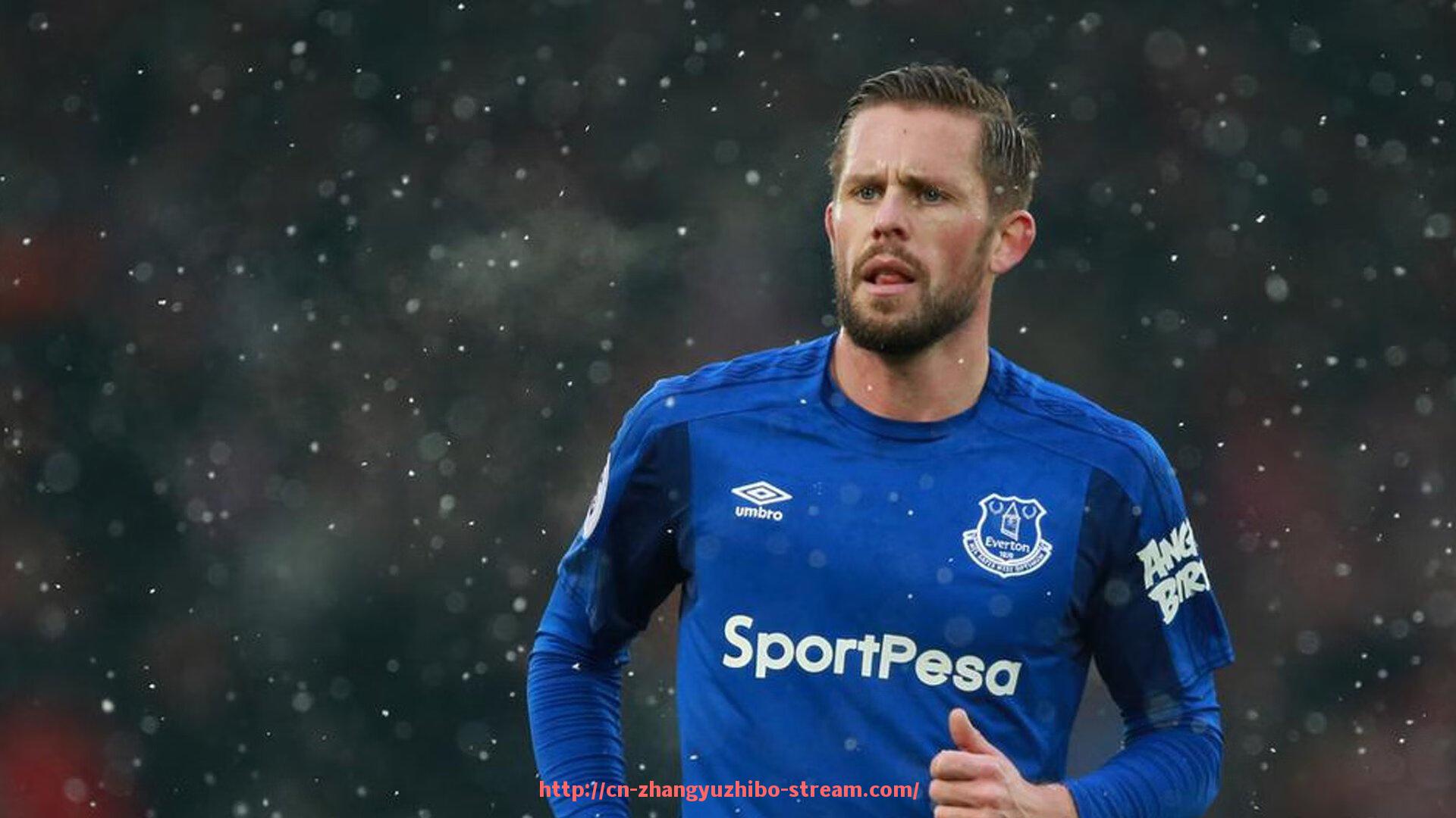 章鱼直播-英超出柜球员应援活动及社会影响解析